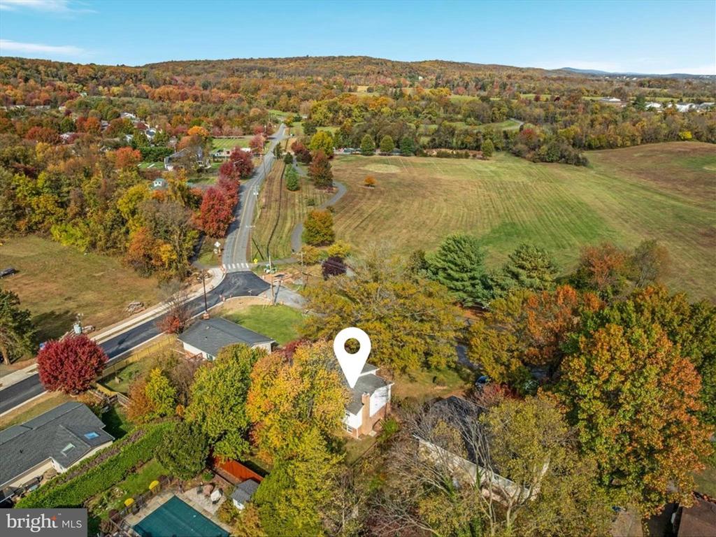 Leesburg, Virginia, 20176, United States, 6 Bedrooms Bedrooms, ,3 BathroomsBathrooms,Residential,For Sale,1979496