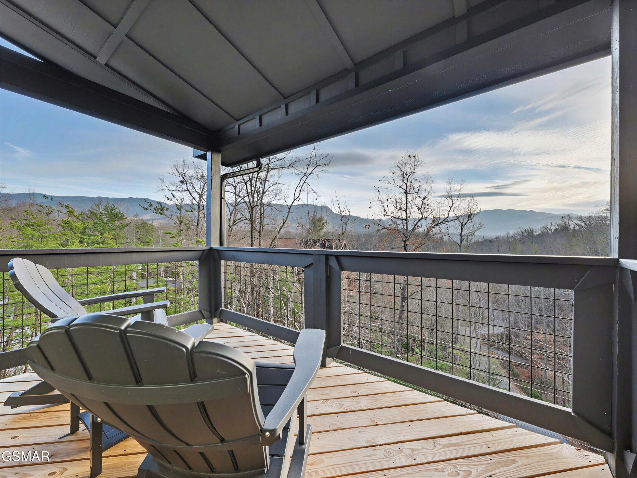 Gatlinburg, Tennessee, 37738, United States, 3 Bedrooms Bedrooms, ,4 BathroomsBathrooms,Residential,For Sale,2012548