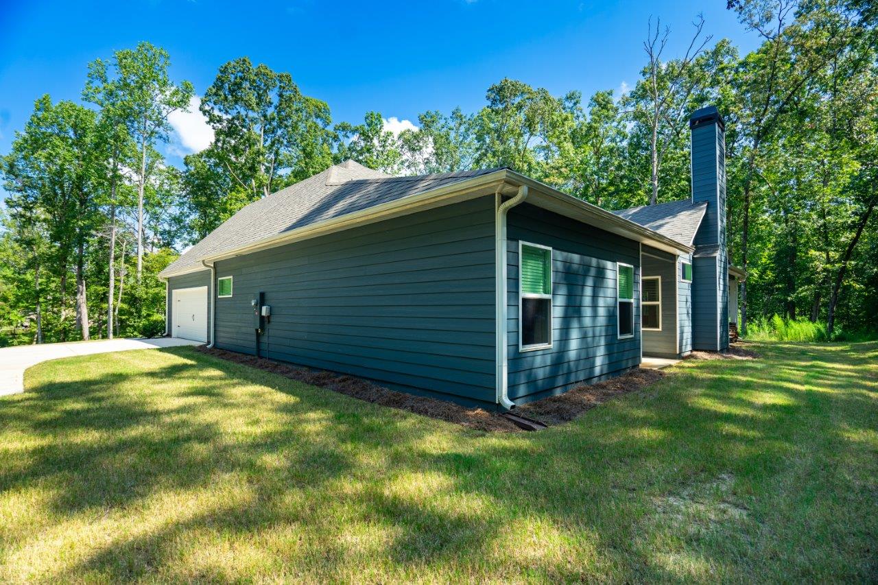 Moreland, Georgia, 30259, United States, 4 Bedrooms Bedrooms, ,3 BathroomsBathrooms,Residential,For Sale,1951198