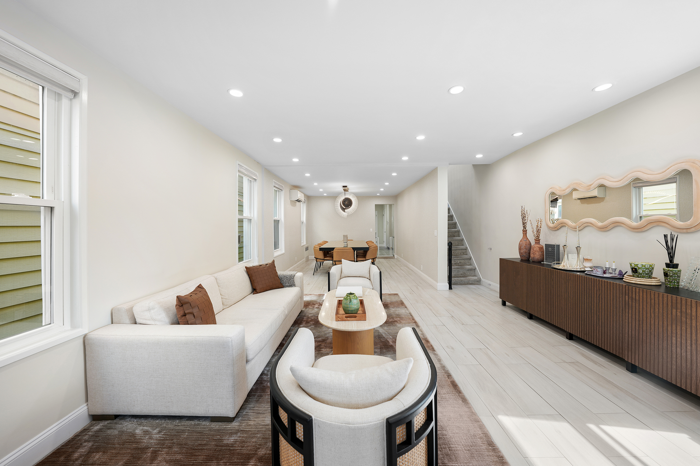 Brooklyn, New York, 11230, United States, 4 Bedrooms Bedrooms, ,4 BathroomsBathrooms,Residential,For Sale,1981094