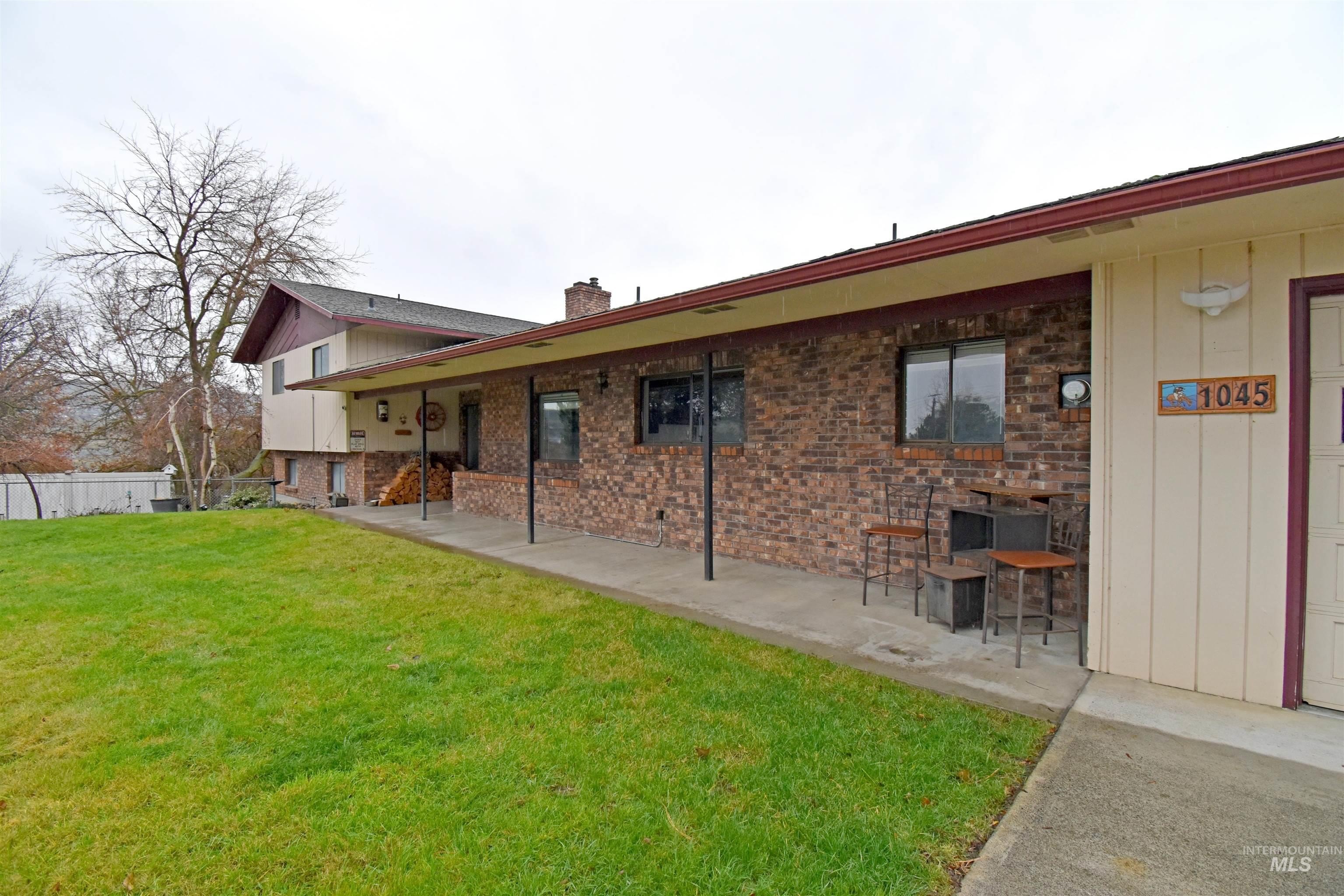 Clarkston, Washington, 99403, United States, 5 Bedrooms Bedrooms, ,4 BathroomsBathrooms,Residential,For Sale,2005826