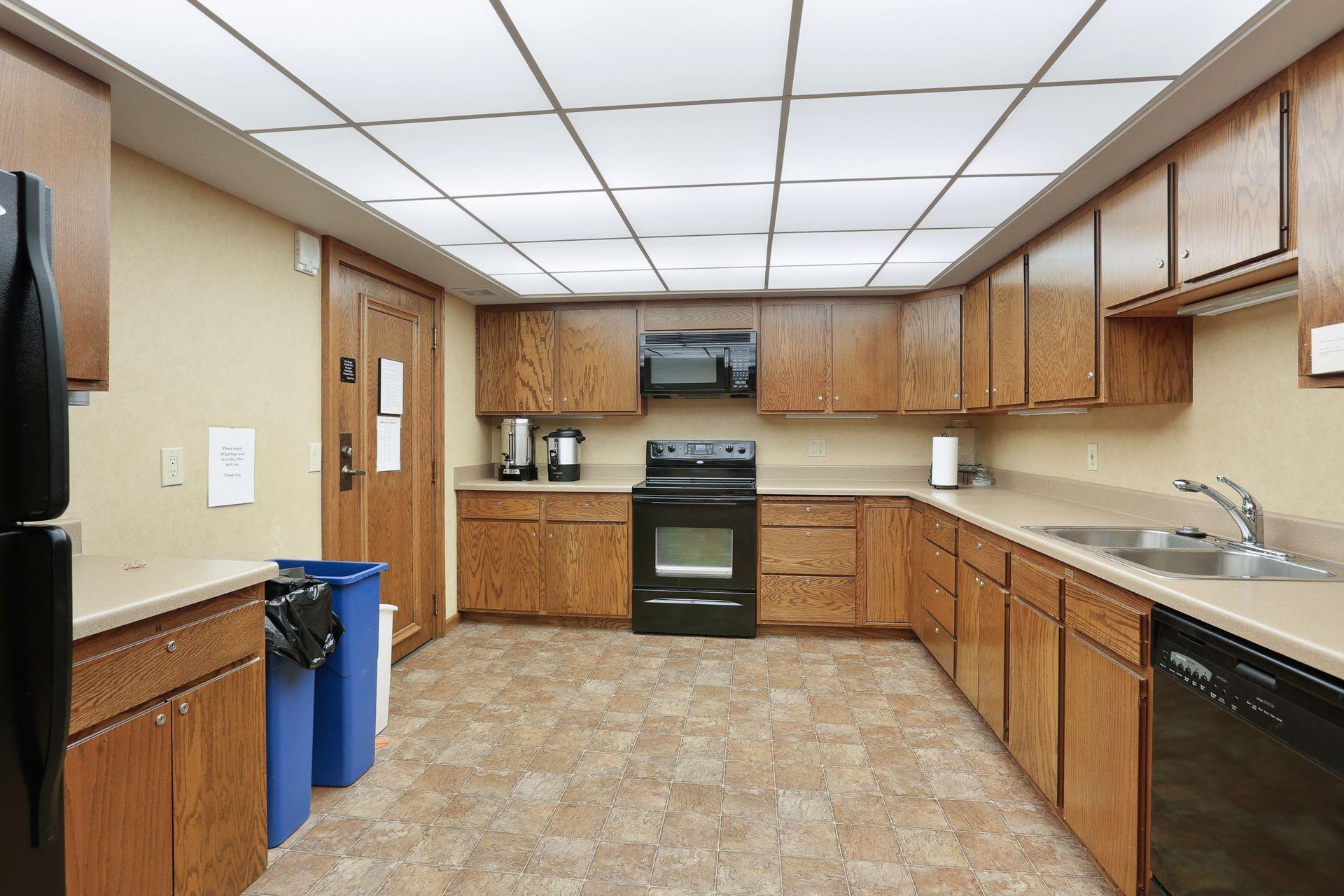 Minneapolis, Minnesota, 55403, United States, 2 Bedrooms Bedrooms, ,1 BathroomBathrooms,Residential,For Sale,1794027
