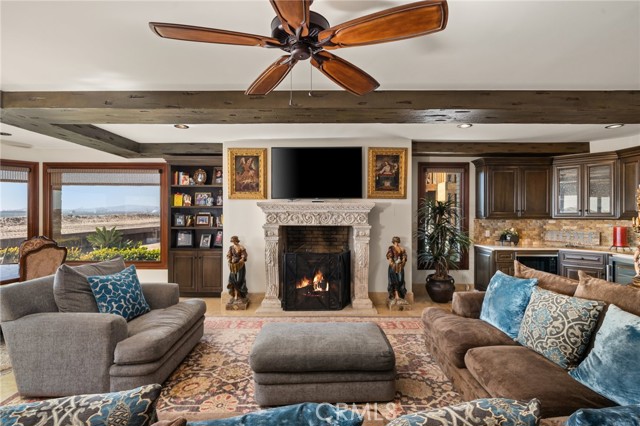 Long Beach, California, 90803, United States, 6 Bedrooms Bedrooms, ,8 BathroomsBathrooms,Residential,For Sale,1835519