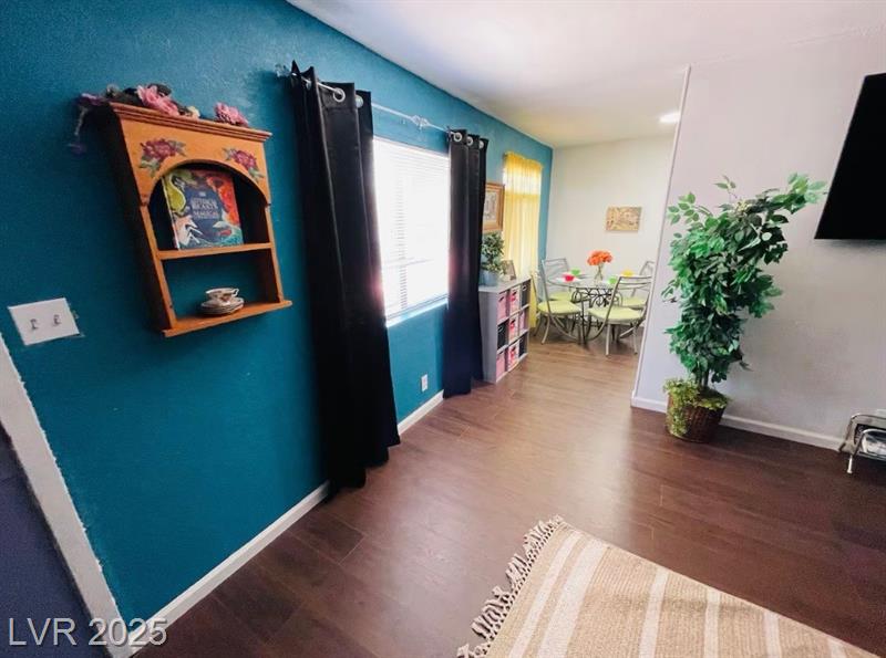 Las Vegas, Nevada, 89106, United States, 4 Bedrooms Bedrooms, ,4 BathroomsBathrooms,Residential,For Sale,1979989