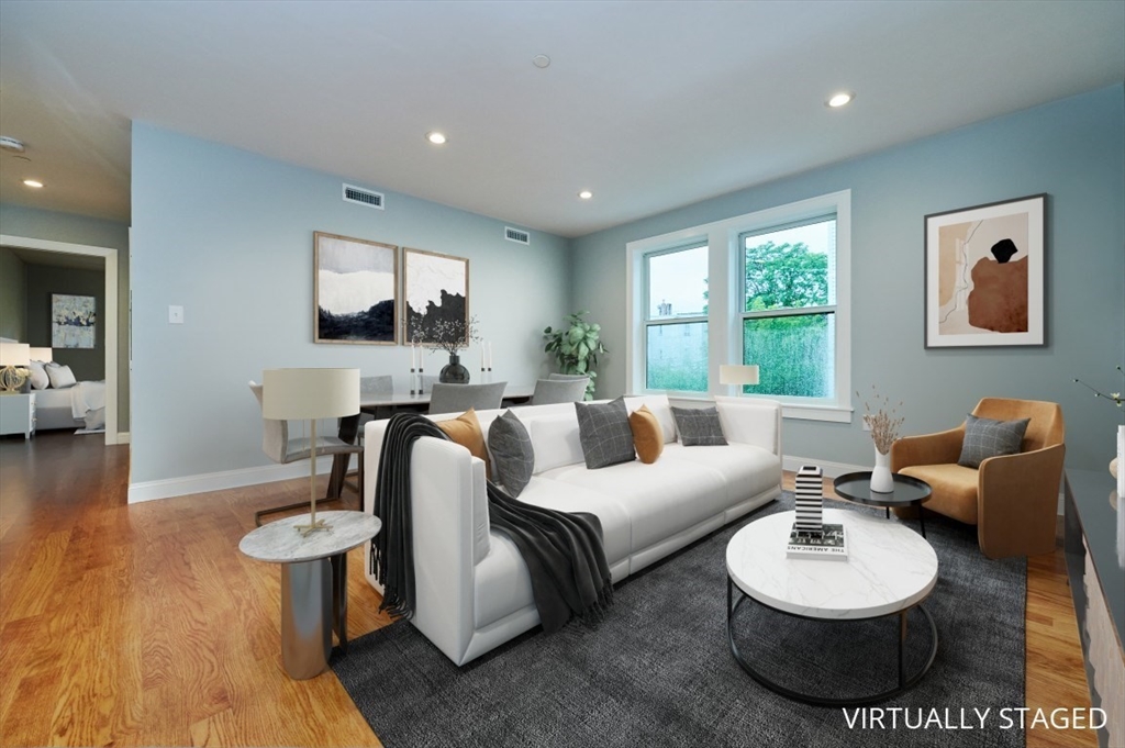 Boston, Massachusetts, 02128, United States, 2 Bedrooms Bedrooms, ,2 BathroomsBathrooms,Residential,For Sale,1868682