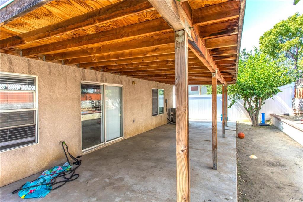 Fontana, California, 92337, United States, 5 Bedrooms Bedrooms, ,3 BathroomsBathrooms,Residential,For Sale,1921892