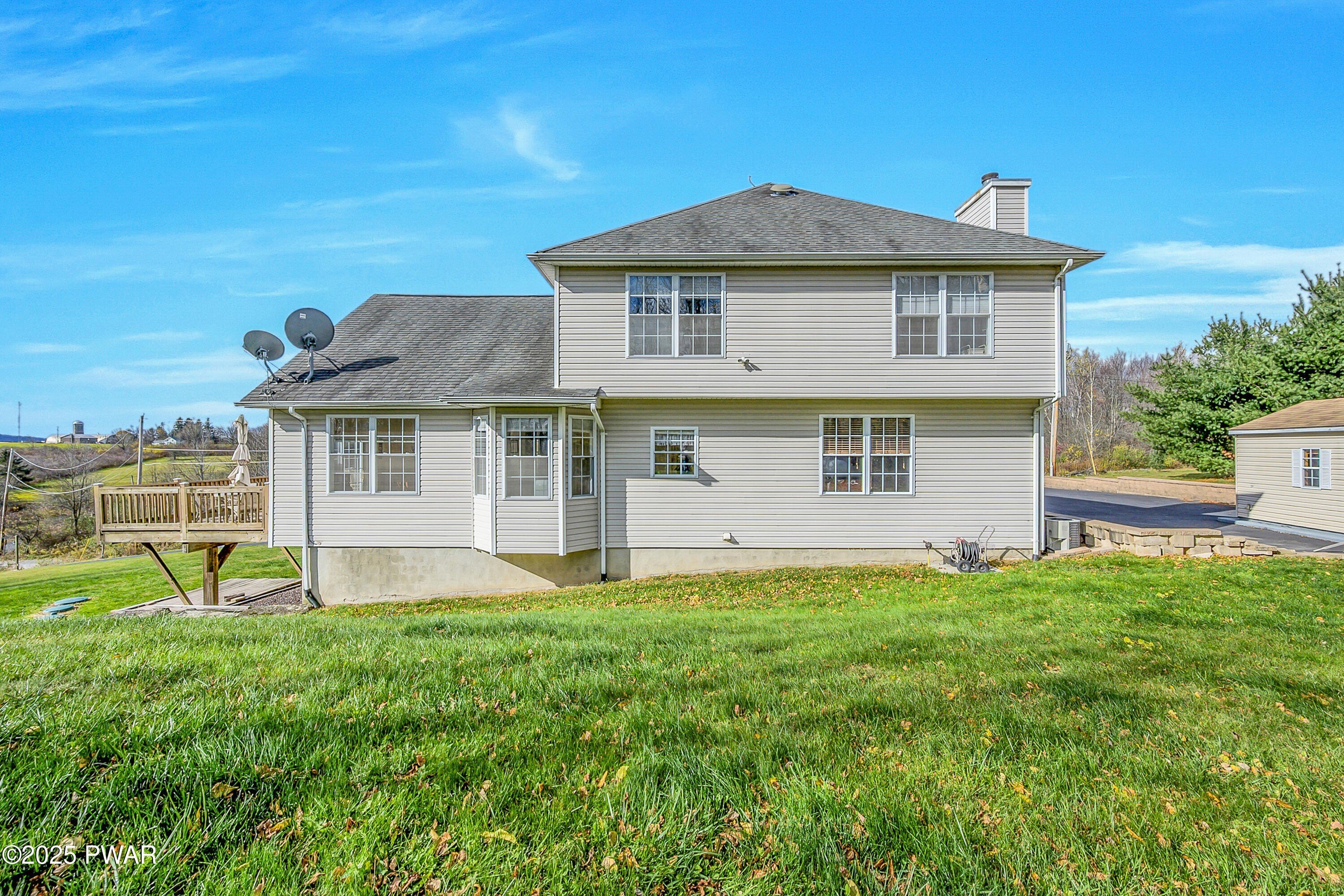 Moscow, Pennsylvania, 18444, United States, 4 Bedrooms Bedrooms, ,3 BathroomsBathrooms,Residential,For Sale,1987034