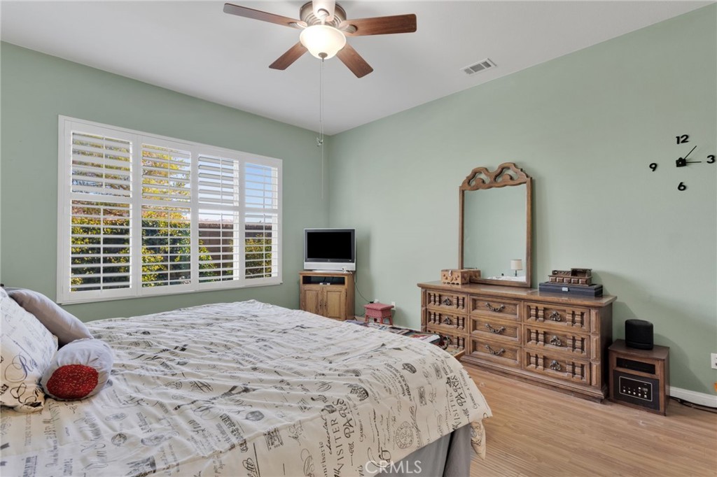 Apple Valley, California, 92308, United States, 2 Bedrooms Bedrooms, ,3 BathroomsBathrooms,Residential,For Sale,1958673