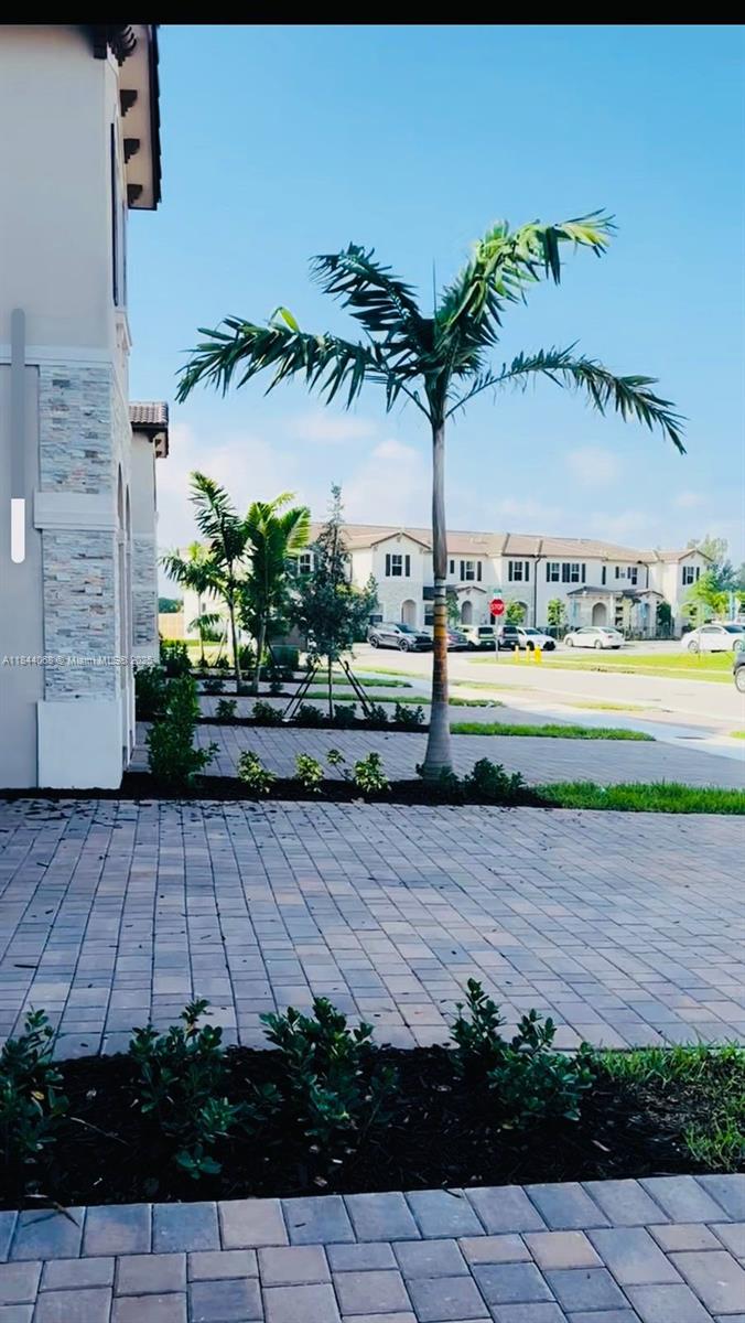 Miami, Florida, 33167, United States, 3 Bedrooms Bedrooms, ,3 BathroomsBathrooms,Residential,For Sale,1898426