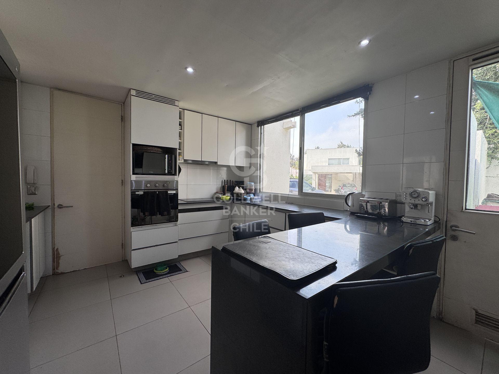 Colina, Chile, 3 Bedrooms Bedrooms, ,3 BathroomsBathrooms,Residential,For Sale,1926491