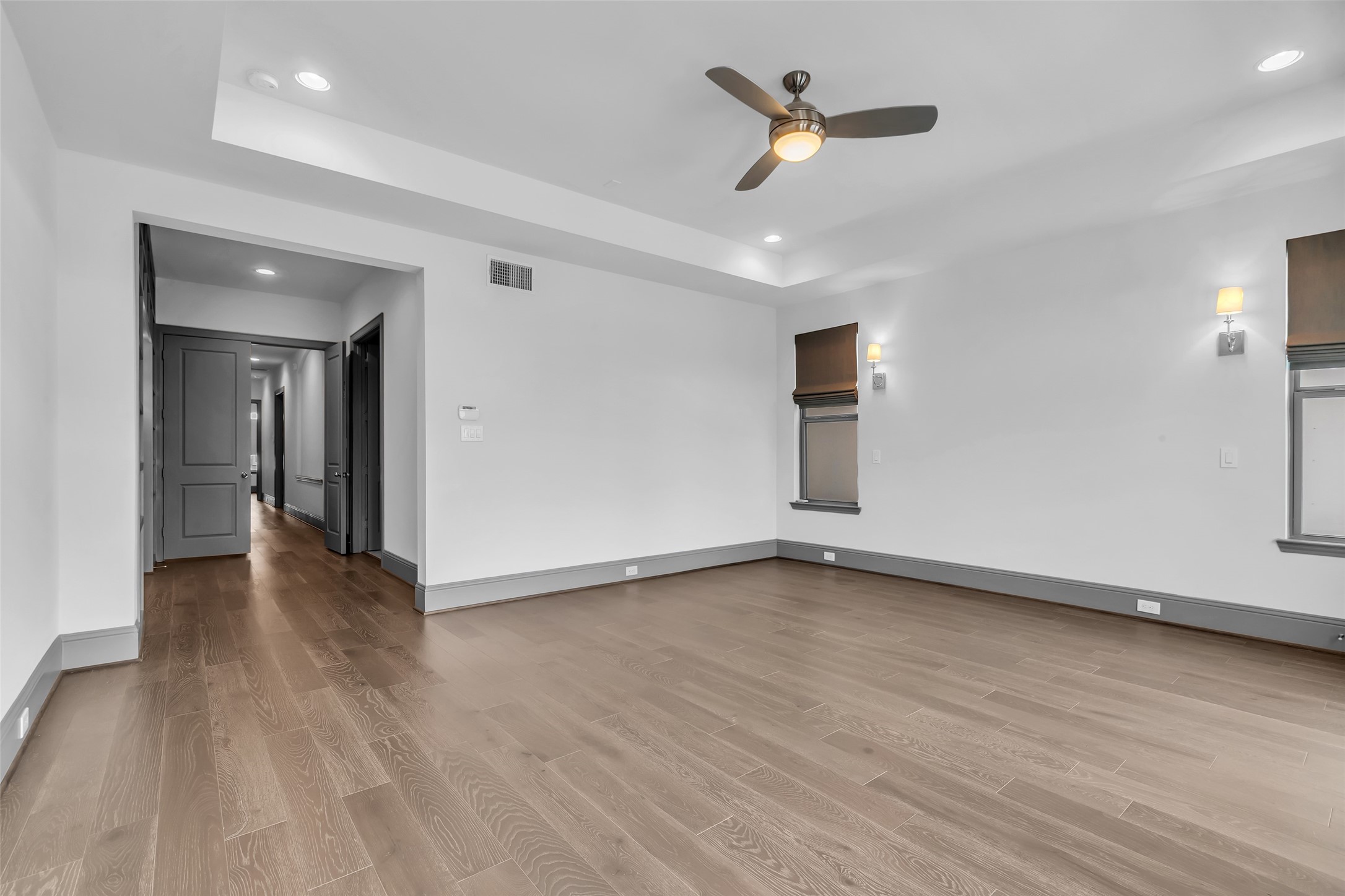 Houston, Texas, 77008, United States, 4 Bedrooms Bedrooms, ,4 BathroomsBathrooms,Residential,For Sale,1989556