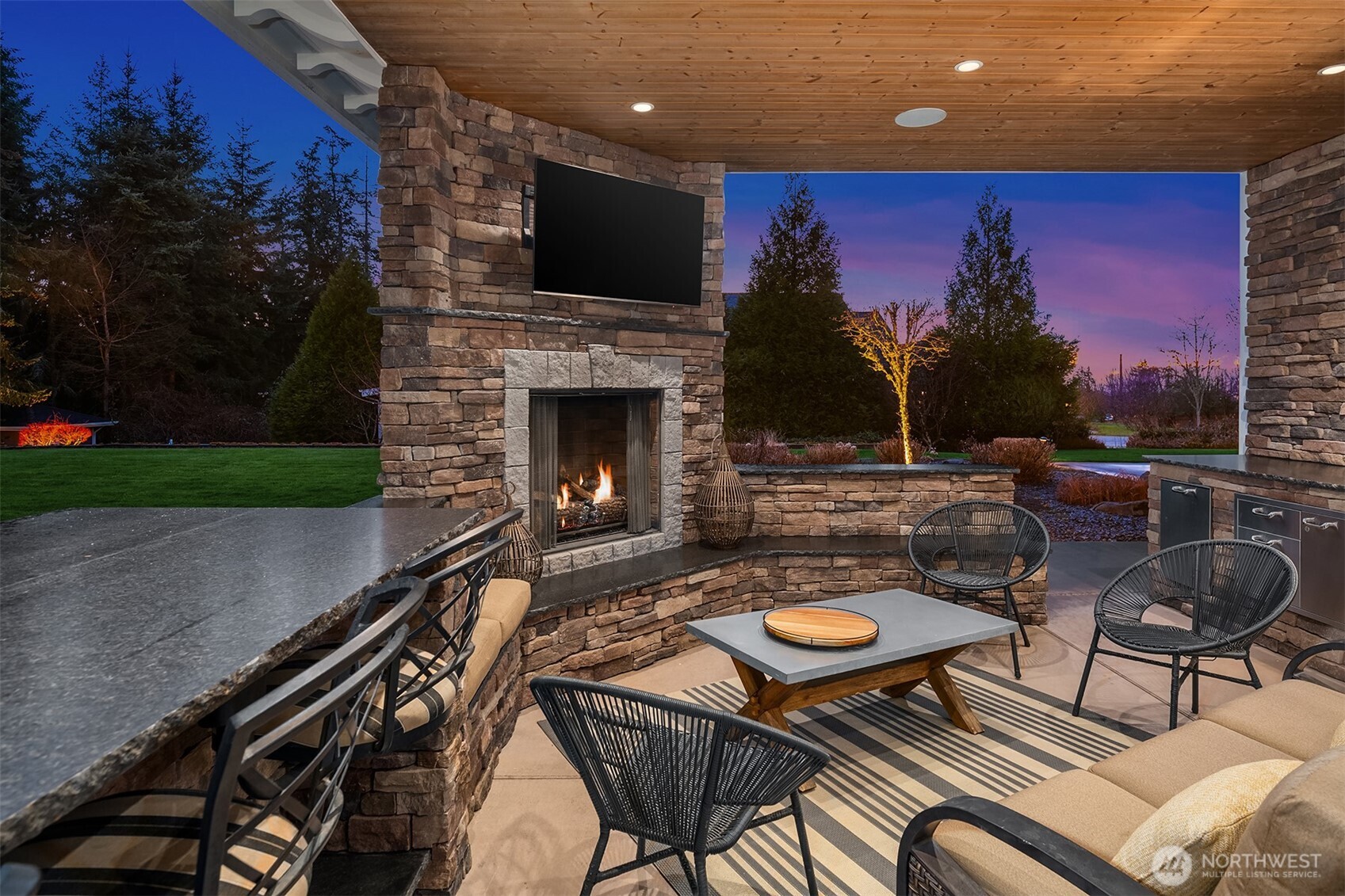 Graham, Washington, 98338, United States, 9 Bedrooms Bedrooms, ,6 BathroomsBathrooms,Residential,For Sale,1768566