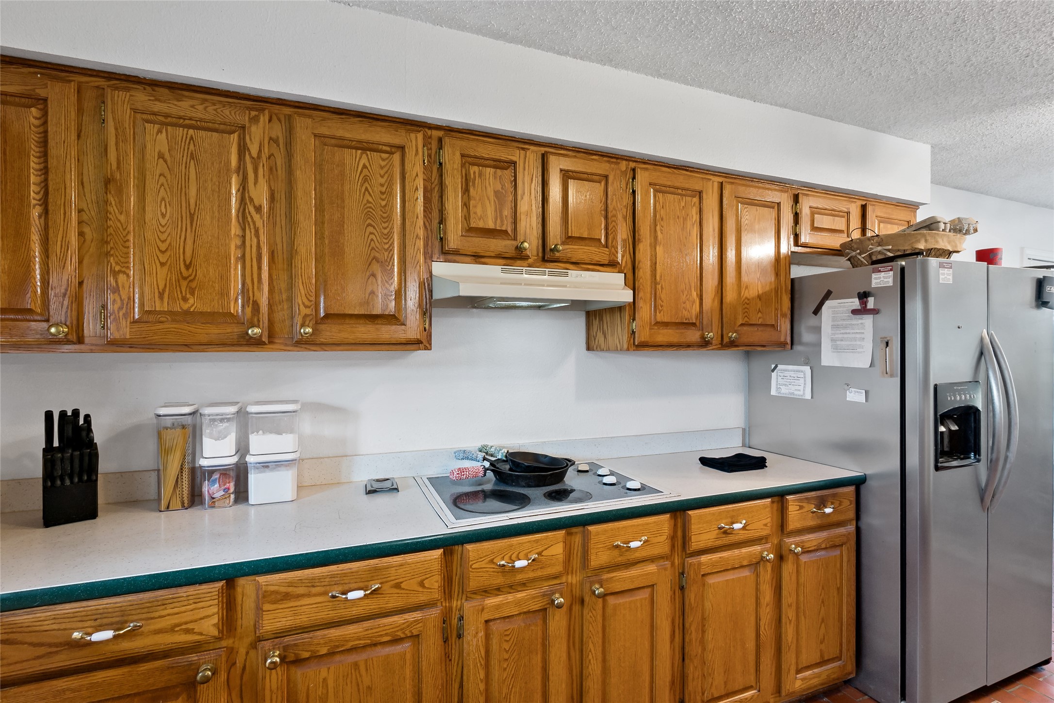 Bryan, Texas, 77808, United States, 3 Bedrooms Bedrooms, ,3 BathroomsBathrooms,Residential,For Sale,1986317