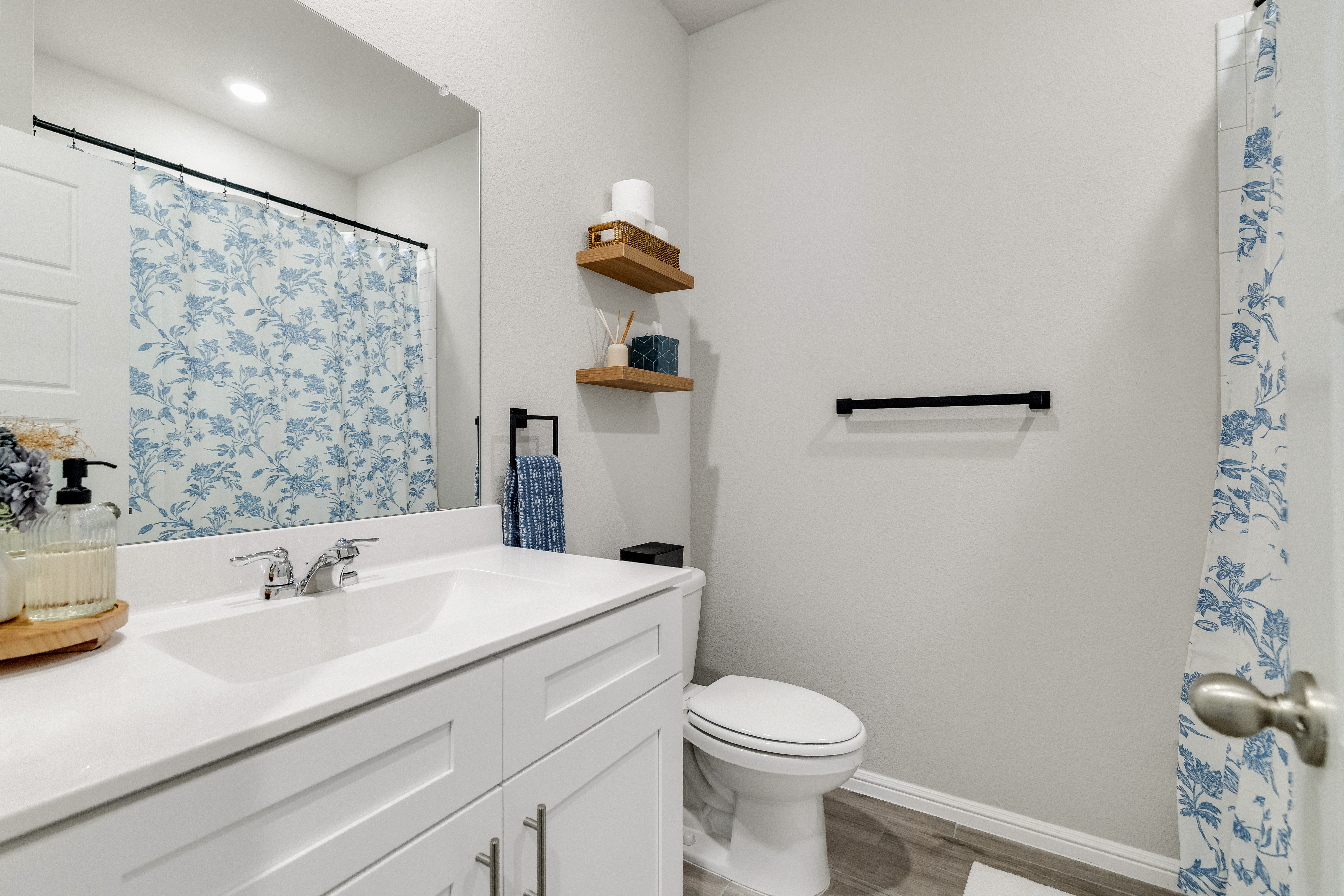  Low-Maintenance Fort Worth Home in Gated Overlook Community - 物件實景