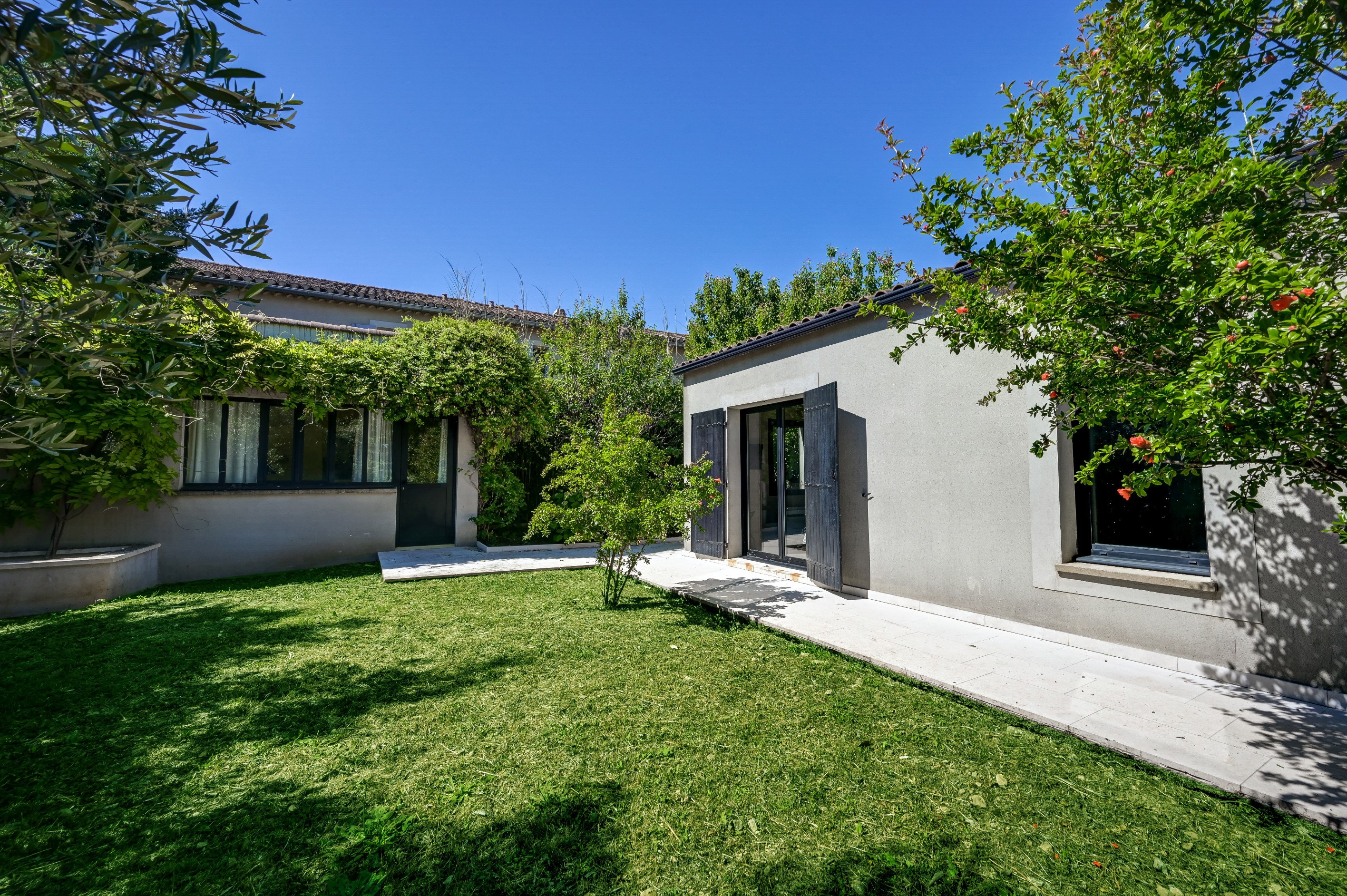  Saint Rémy de Provence - Beautiful contemporary house 10 minutes