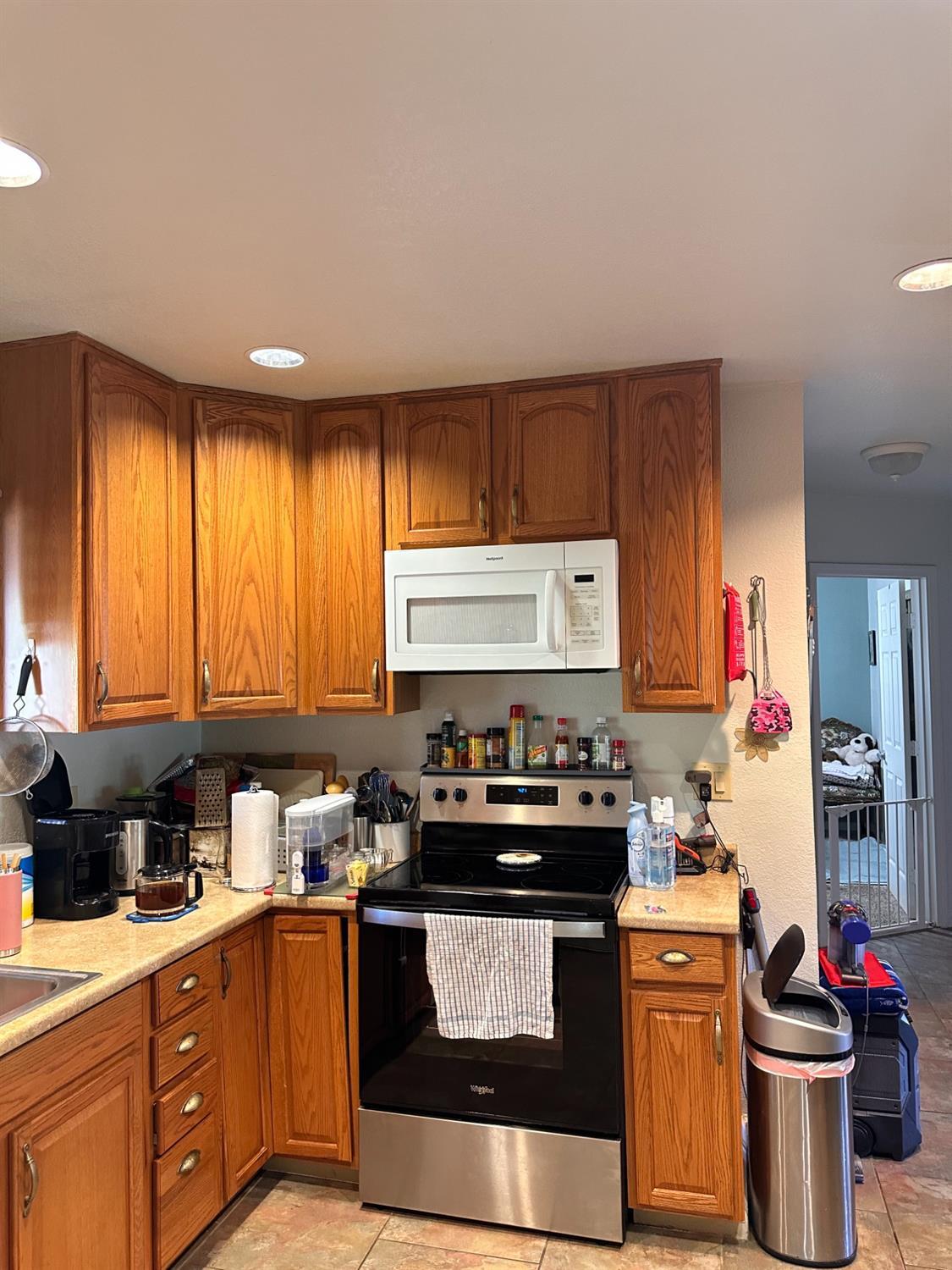 Browns Valley, California, 95918, United States, 5 Bedrooms Bedrooms, ,3 BathroomsBathrooms,Residential,For Sale,1977054