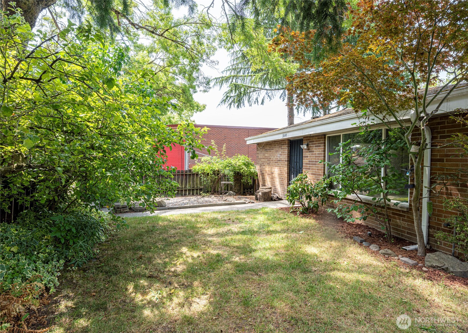 Seattle, Washington, 98125, United States, ,Residential,For Sale,1921913