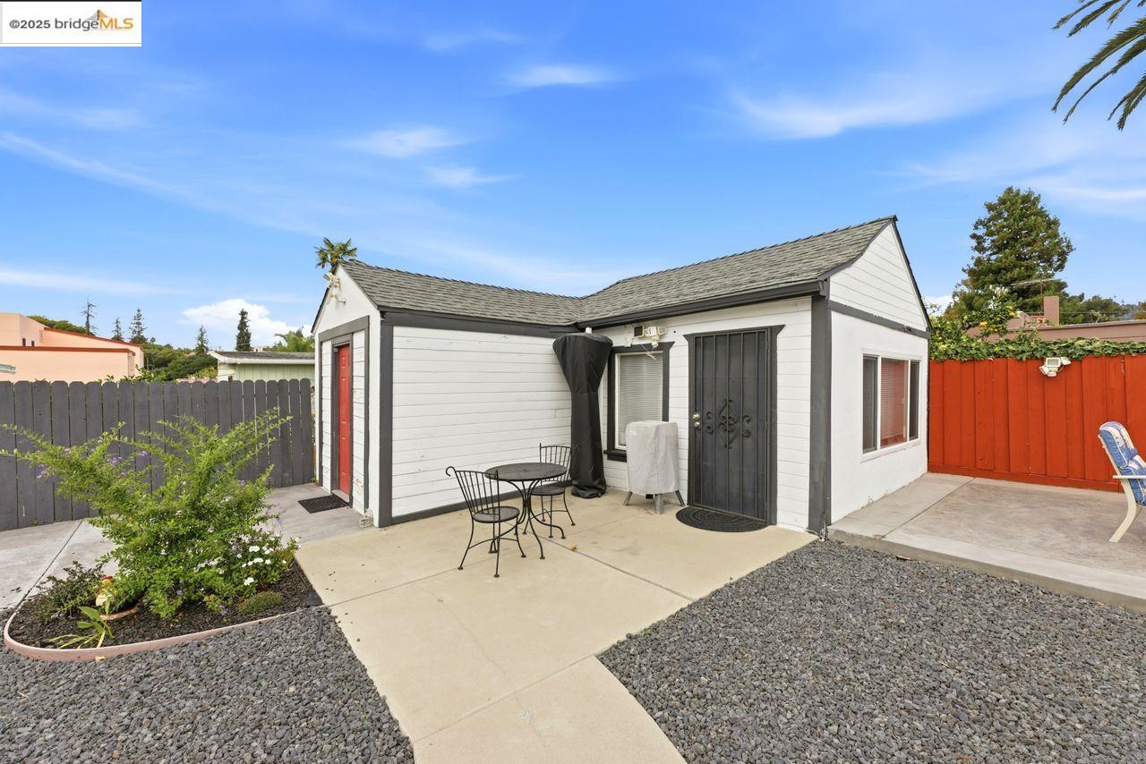 Oakland, California, 94619, United States, 4 Bedrooms Bedrooms, ,1 BathroomBathrooms,Residential,For Sale,1993166