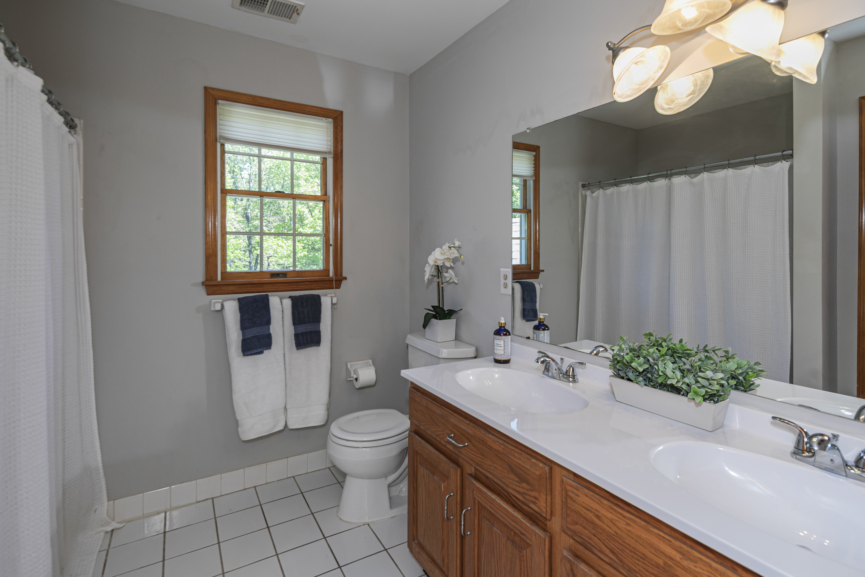  Spacious Colonial Near Princeton in Established Montgomery Neighborhood - 物件實景