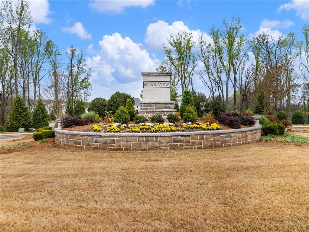 Cumming, Georgia, 30028, United States, 5 Bedrooms Bedrooms, ,3 BathroomsBathrooms,Residential,For Sale,2033115