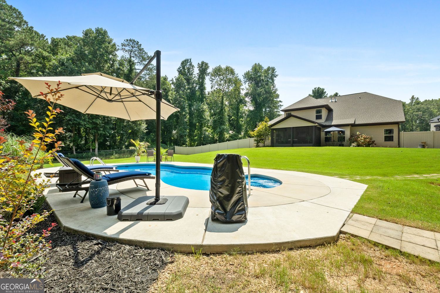 McDonough, Georgia, 30252, United States, 5 Bedrooms Bedrooms, ,3 BathroomsBathrooms,Residential,For Sale,1919082
