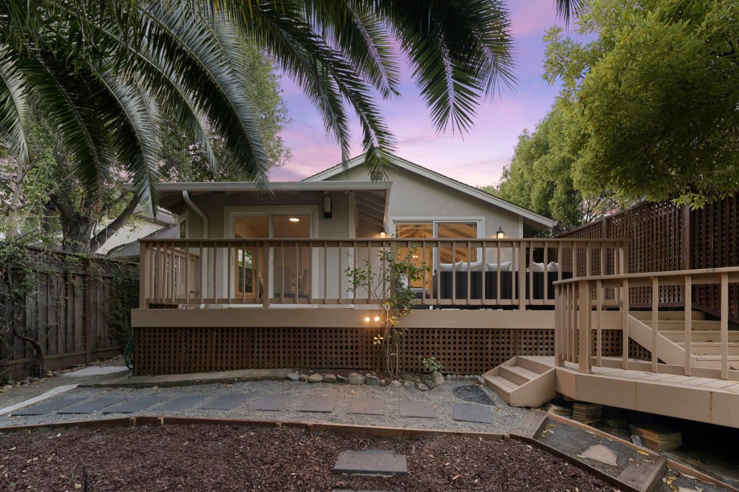 Los Altos, California, 94024, United States, 3 Bedrooms Bedrooms, ,2 BathroomsBathrooms,Residential,For Sale,1925689