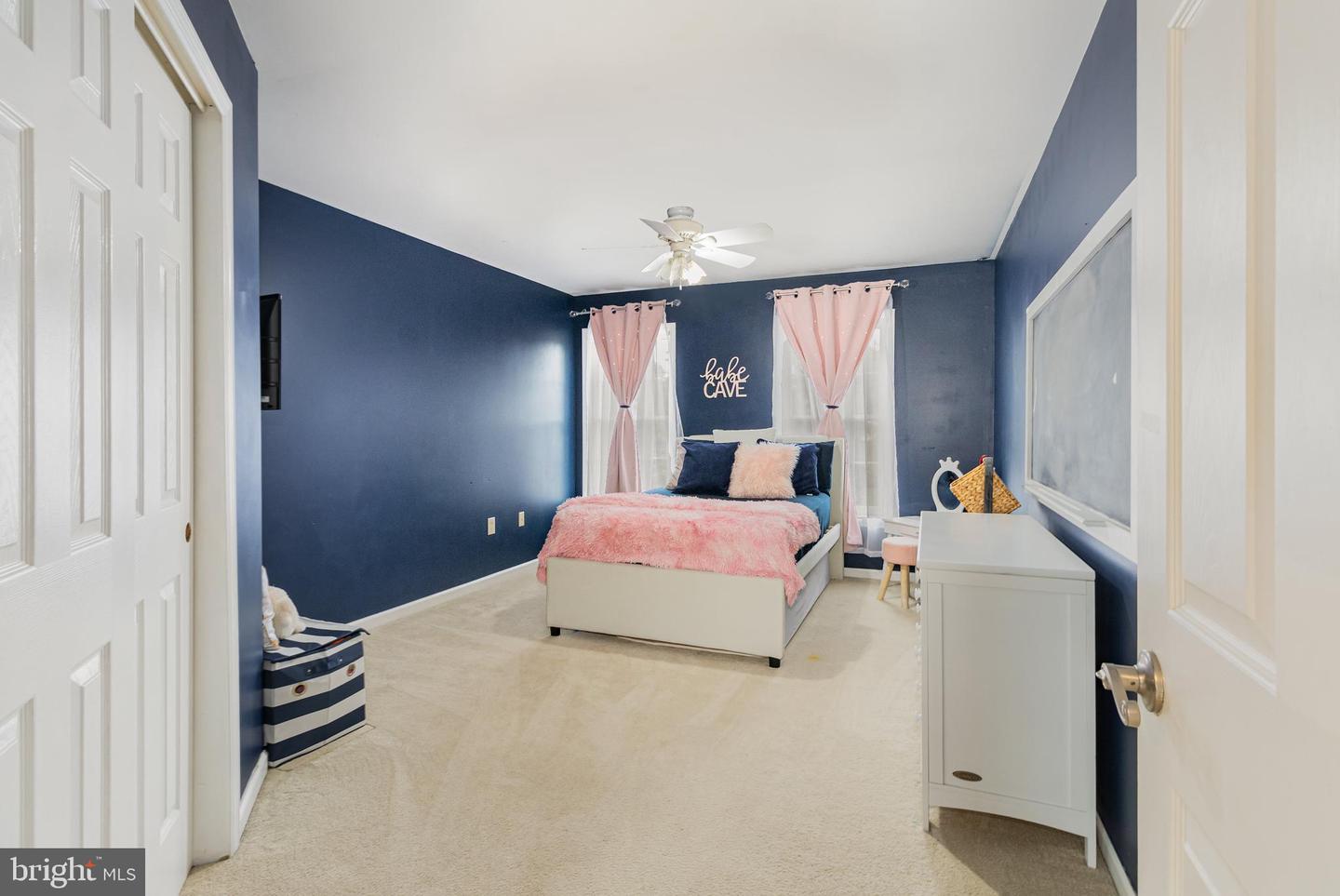 Mechanicsburg, Pennsylvania, 17050, United States, 5 Bedrooms Bedrooms, ,4 BathroomsBathrooms,Residential,For Sale,1926298