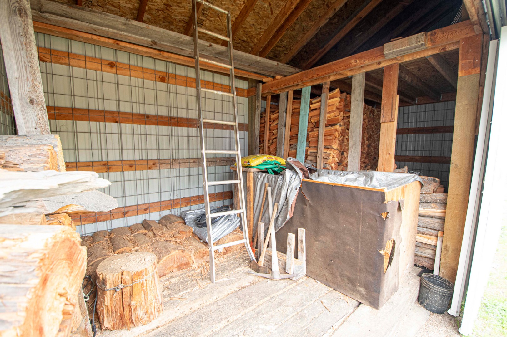 Naples, Idaho, 83847, United States, 2 Bedrooms Bedrooms, ,1 BathroomBathrooms,Residential,For Sale,1979957