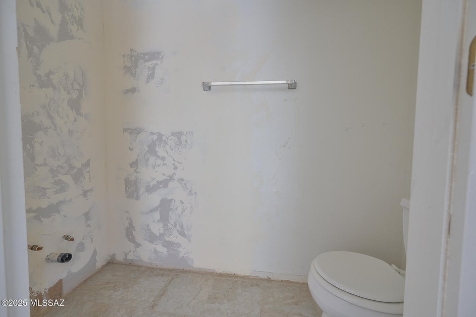 Tucson, Arizona, 85747, United States, 4 Bedrooms Bedrooms, ,4 BathroomsBathrooms,Residential,For Sale,1978909