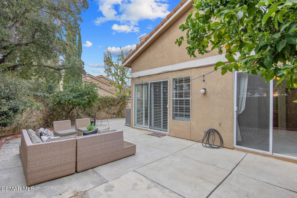 Oak Park, California, 91377, United States, 3 Bedrooms Bedrooms, ,3 BathroomsBathrooms,Residential,For Sale,1991035