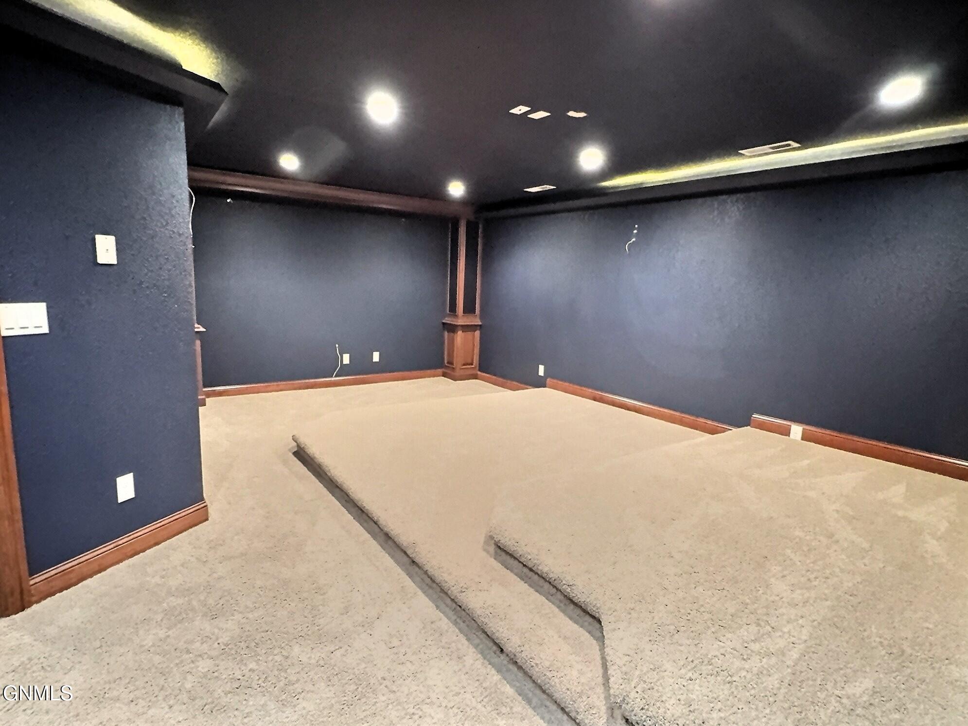 Bismarck, North Dakota, 58501, United States, 4 Bedrooms Bedrooms, ,4 BathroomsBathrooms,Residential,For Sale,2038873