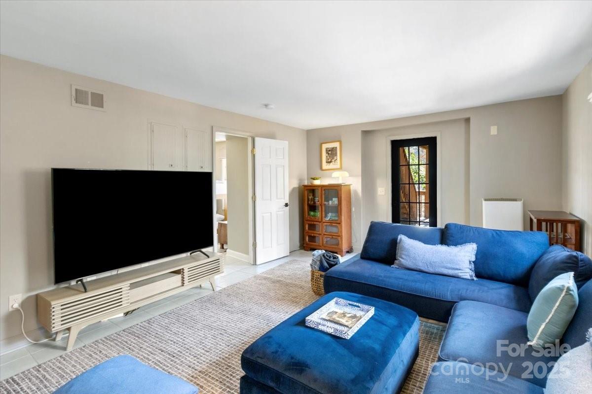 Nebo, North Carolina, 28761, United States, 3 Bedrooms Bedrooms, ,2 BathroomsBathrooms,Residential,For Sale,1999894