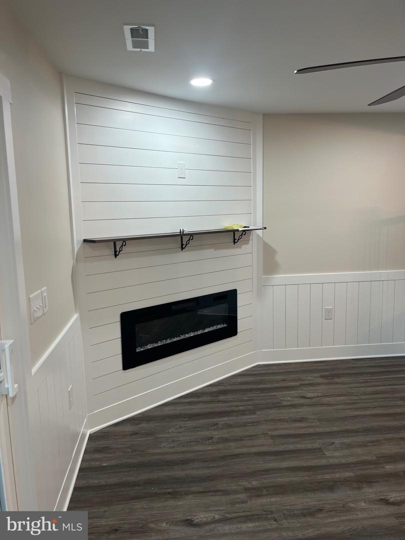 Ocean City, Maryland, 21842, United States, 3 Bedrooms Bedrooms, ,3 BathroomsBathrooms,Residential,For Sale,2003431