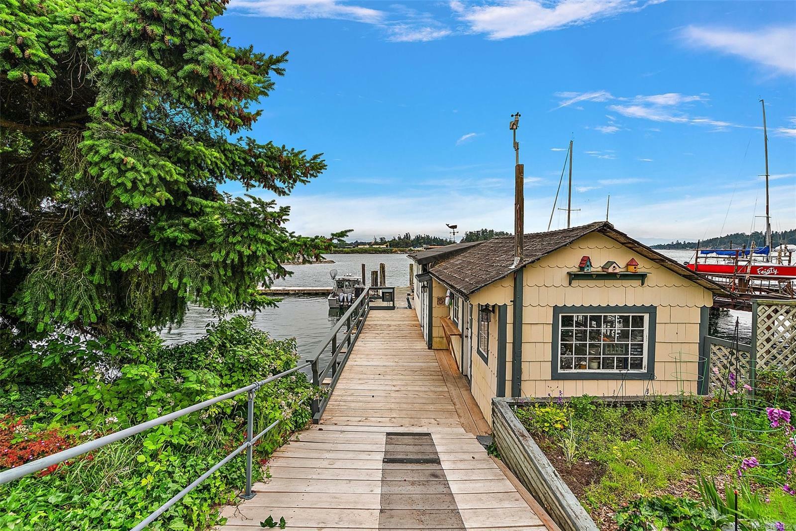 VIEW ROYAL, British Columbia, V9B 1A6, CA, 3 Bedrooms Bedrooms, ,Residential,For Sale,1883645