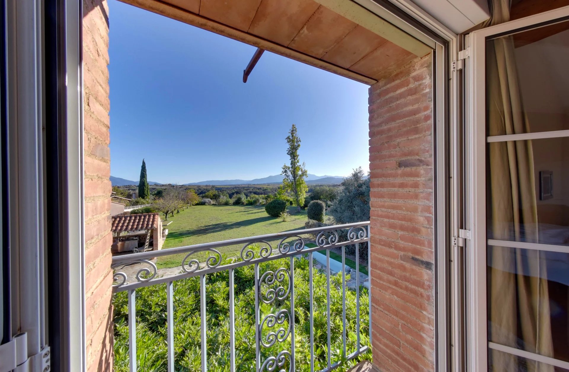 Thuir, Occitanie, 66300, FR, 5 Bedrooms Bedrooms, ,2 BathroomsBathrooms,Residential,For Sale,1991198