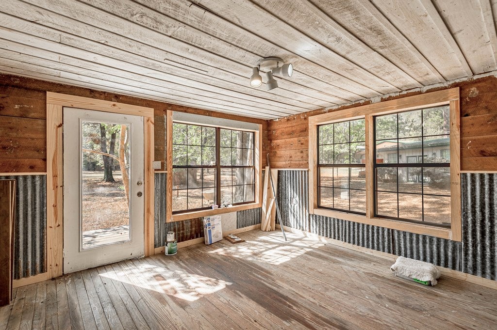 Nacogdoches, Texas, 75964, United States, 3 Bedrooms Bedrooms, ,2 BathroomsBathrooms,Residential,For Sale,1753235