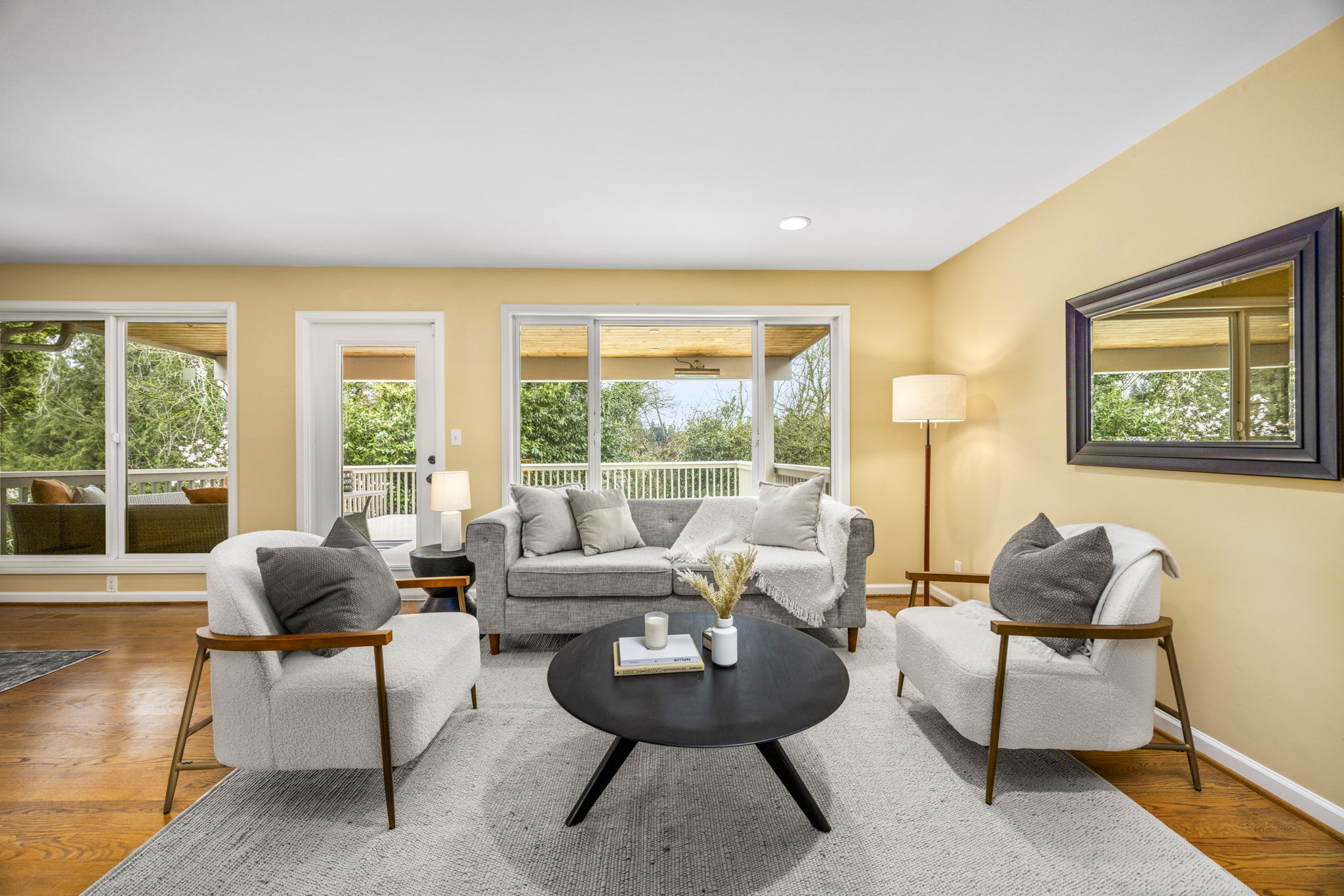  231 105th Ave SE, Bellevue, WA 98004 - 物件實景