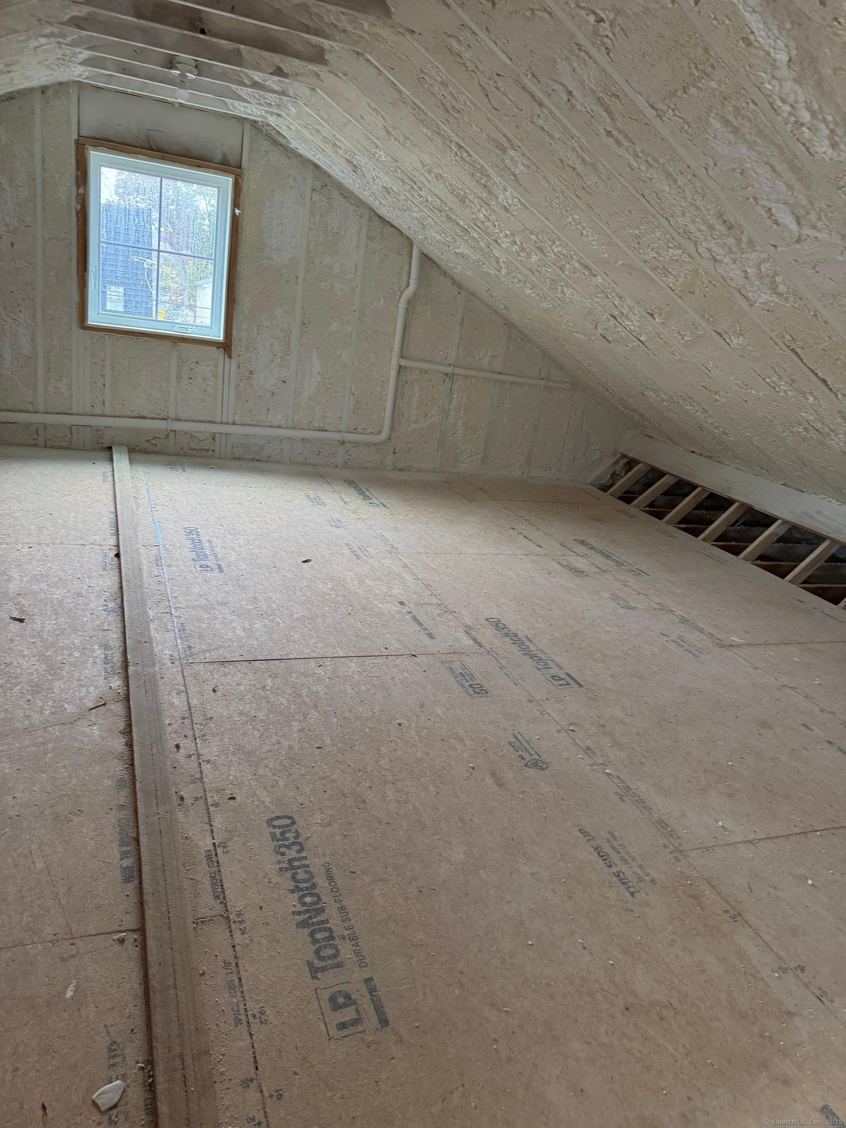 Bridgeport, Connecticut, 06606, United States, 4 Bedrooms Bedrooms, ,3 BathroomsBathrooms,Residential,For Sale,1978261