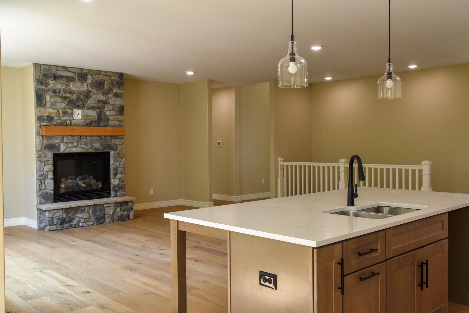 Stanwood, Michigan, 49346, United States, 3 Bedrooms Bedrooms, ,3 BathroomsBathrooms,Residential,For Sale,1978240