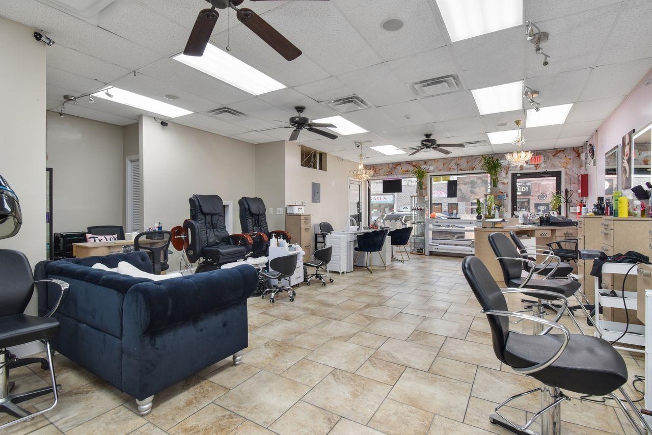 Bayonne, New Jersey, 07002, United States, 3 Bedrooms Bedrooms, ,1 BathroomBathrooms,Residential,For Sale,2000875