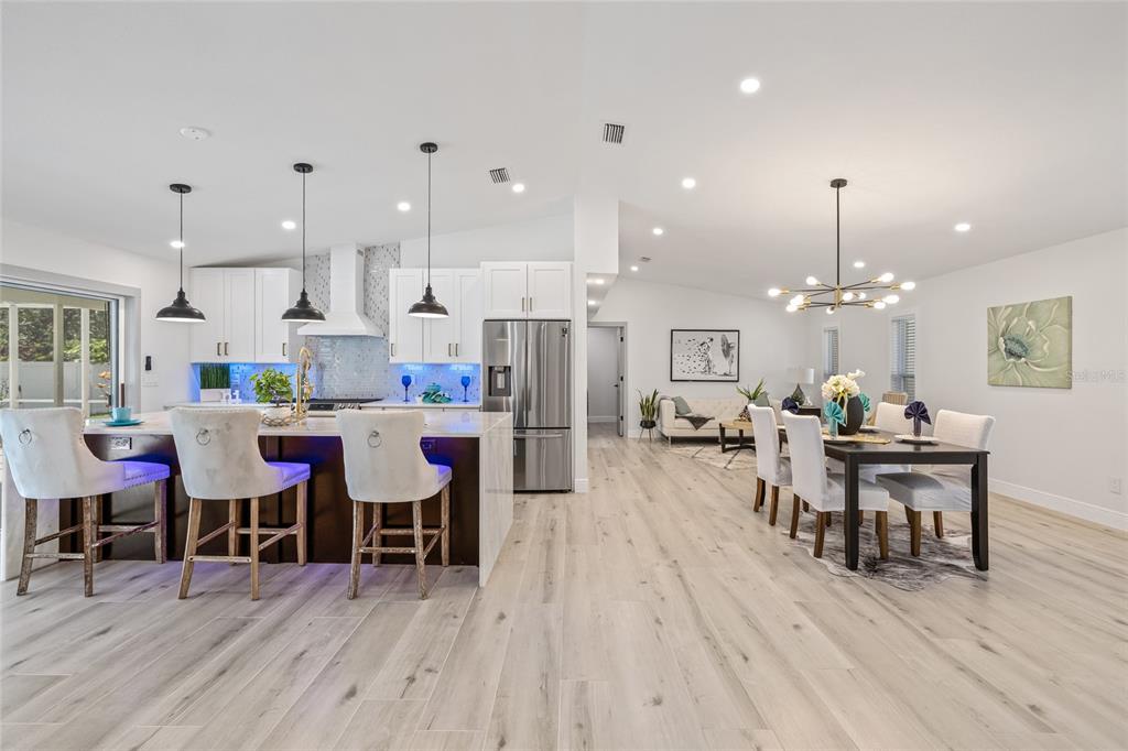 St Petersburg, Florida, 33705, United States, 4 Bedrooms Bedrooms, ,2 BathroomsBathrooms,Residential,For Sale,1919493