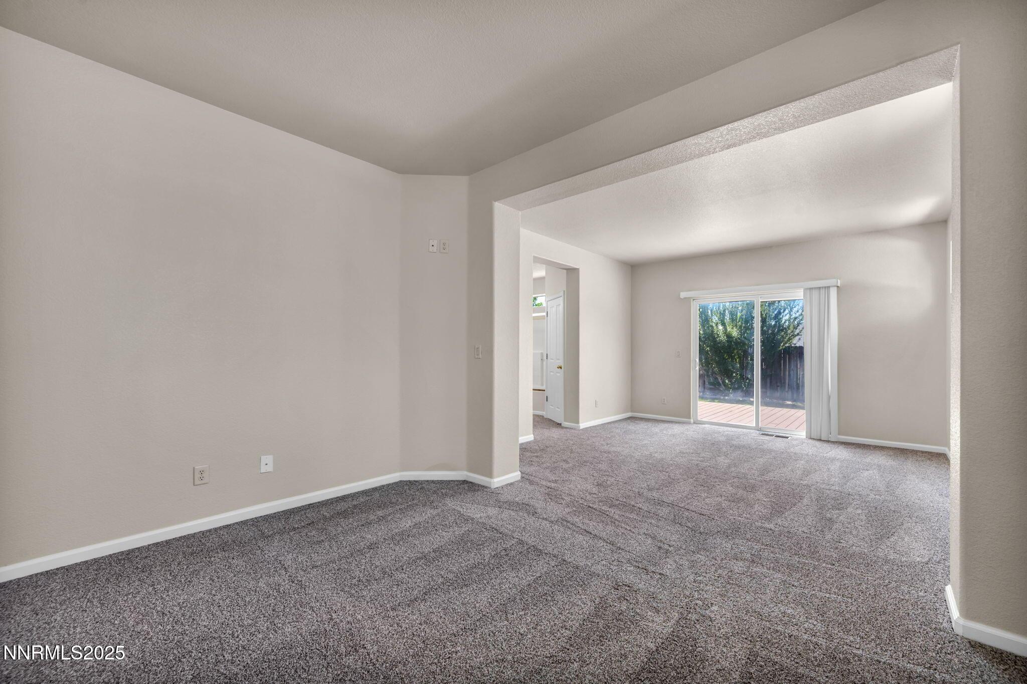 Sparks, Nevada, 89436, United States, 3 Bedrooms Bedrooms, ,2 BathroomsBathrooms,Residential,For Sale,1989103