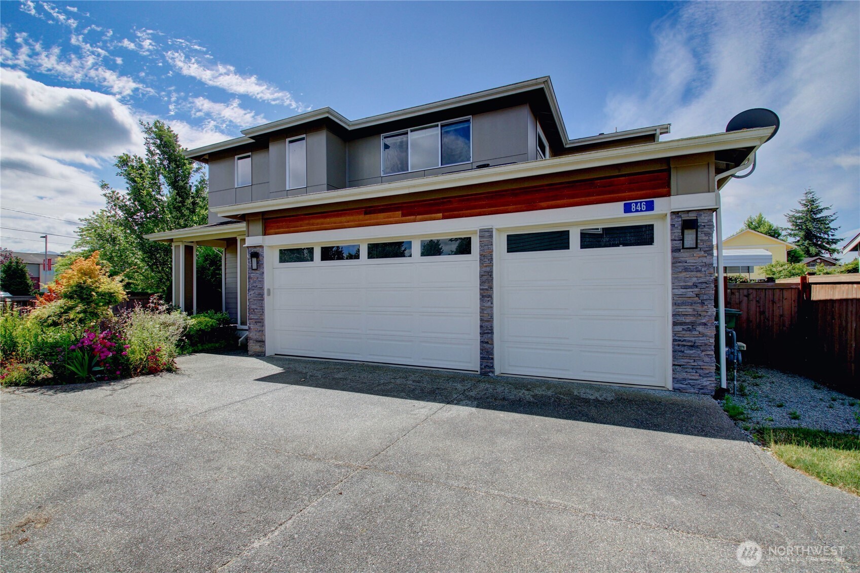Burlington, Washington, 98233, United States, 3 Bedrooms Bedrooms, ,3 BathroomsBathrooms,Residential,For Sale,1922030