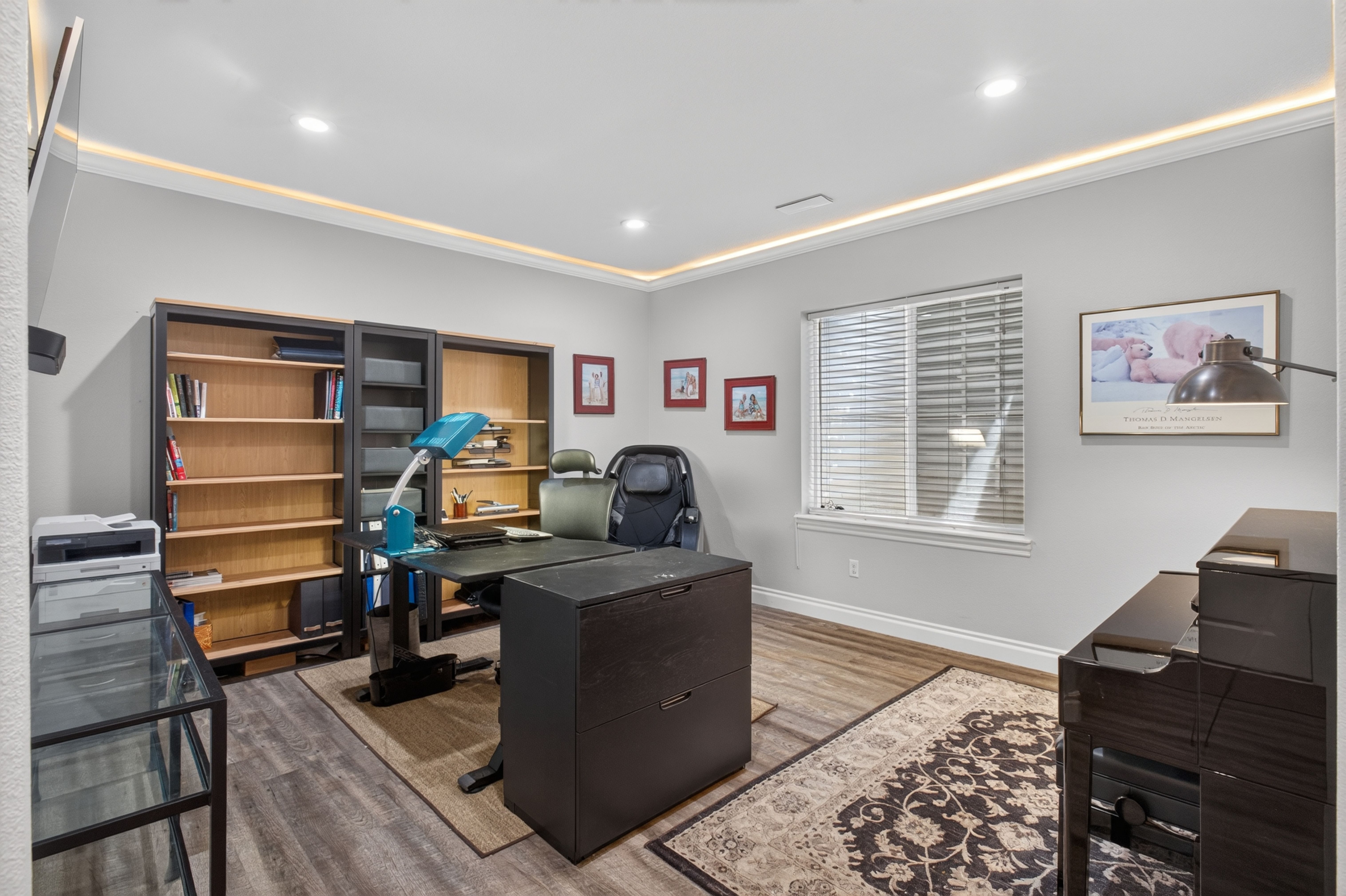  Turn-Key Lone Tree Luxury: Renovated Home with Chef