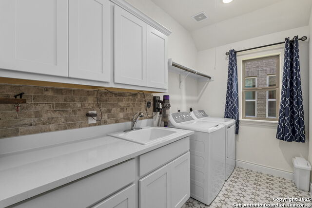 Boerne, Texas, 78006, United States, 4 Bedrooms Bedrooms, ,3 BathroomsBathrooms,Residential,For Sale,1848970