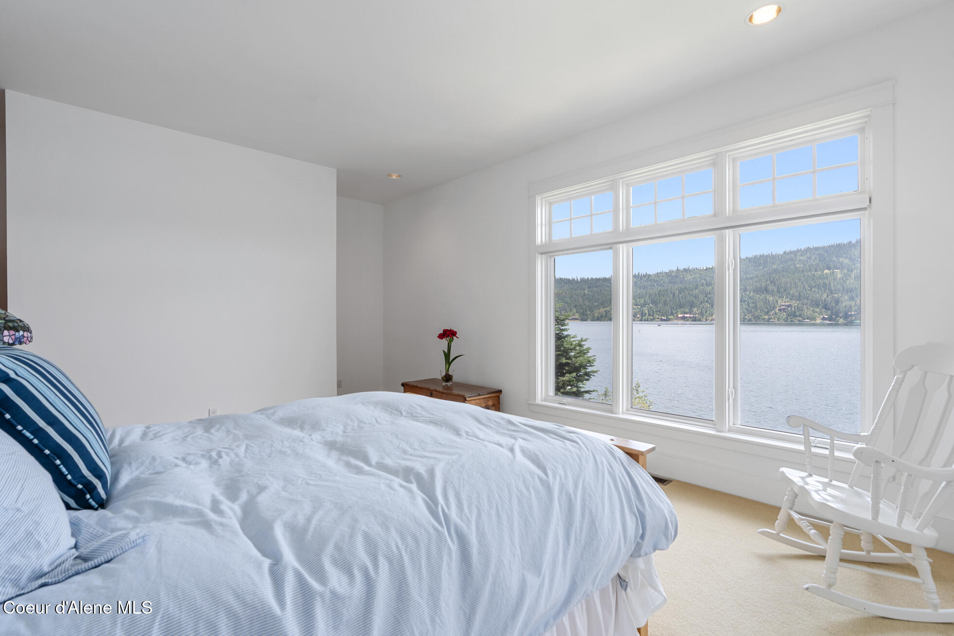 Coeur d'Alene, Idaho, 83814, United States, 4 Bedrooms Bedrooms, ,5 BathroomsBathrooms,Residential,For Sale,1864122
