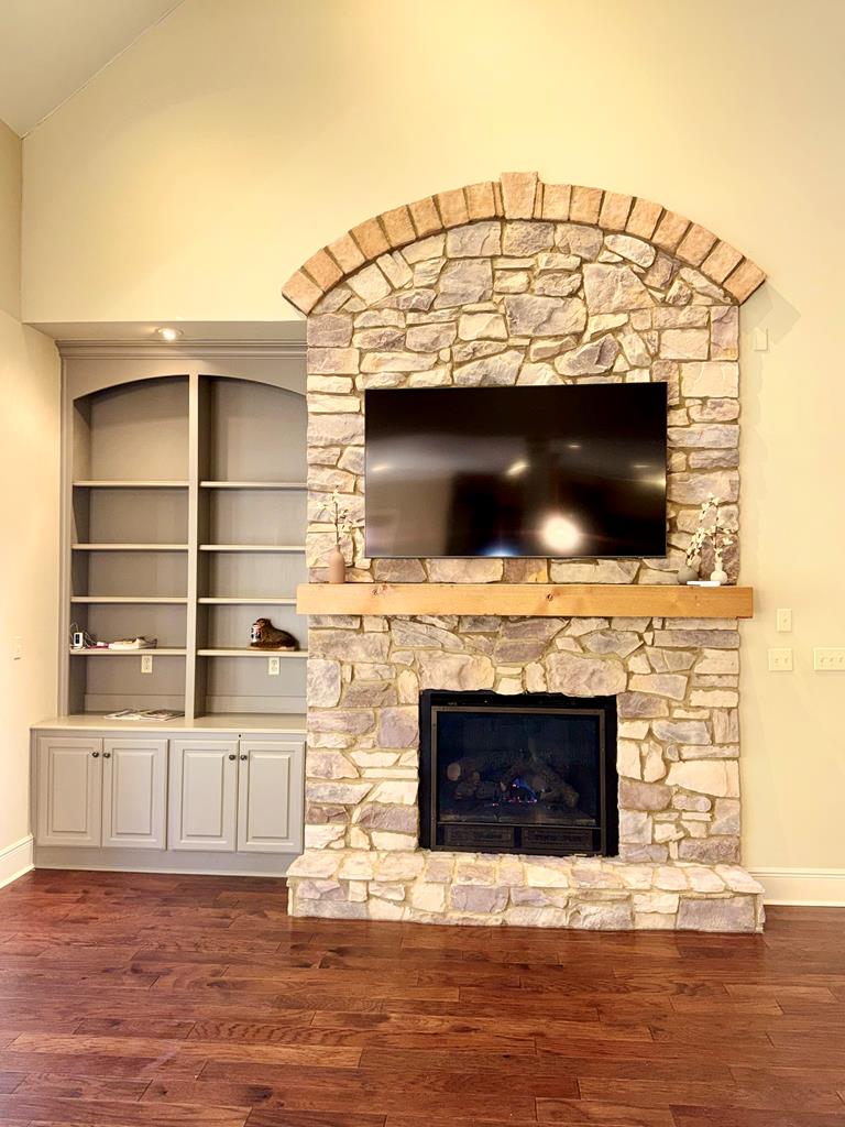 OXFORD, Mississippi, 38655, United States, 6 Bedrooms Bedrooms, ,4 BathroomsBathrooms,Residential,For Sale,1991856