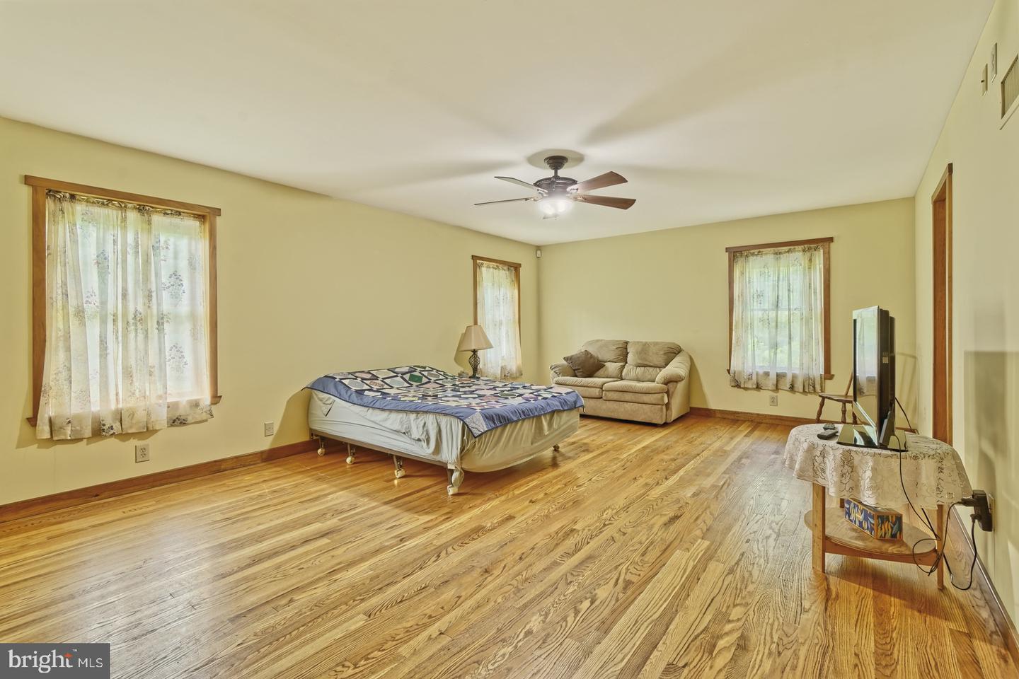 Vineland, New Jersey, 08361, United States, 3 Bedrooms Bedrooms, ,3 BathroomsBathrooms,Residential,For Sale,1827836
