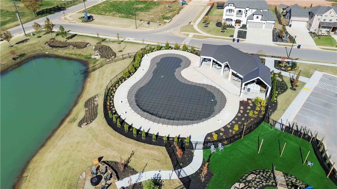 Bentonville, Arkansas, 72713, United States, 4 Bedrooms Bedrooms, ,3 BathroomsBathrooms,Residential,For Sale,1989586