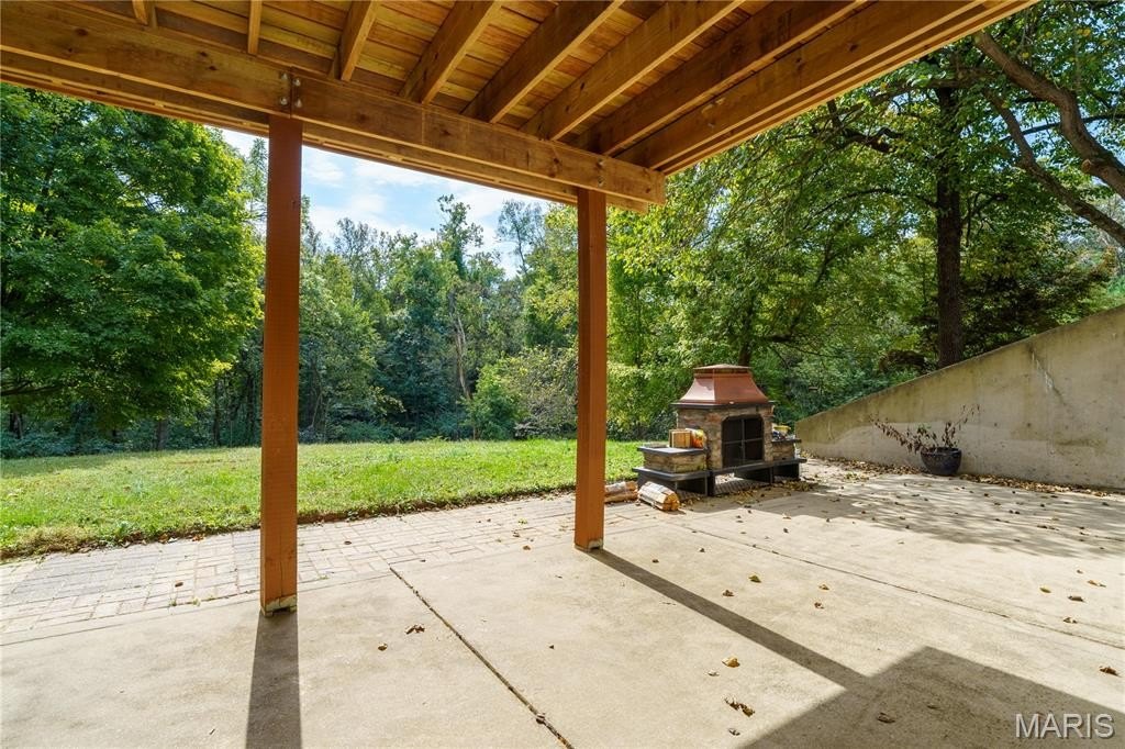 Glen Carbon, Illinois, 62034, United States, 5 Bedrooms Bedrooms, ,4 BathroomsBathrooms,Residential,For Sale,1977133